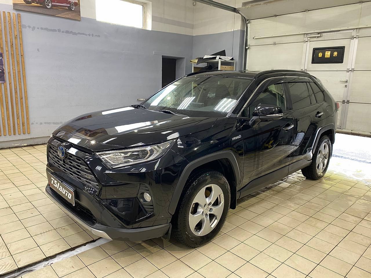 Toyota RAV4 шумоизоляция арок в Астане Toyota RAV4 шумоизоляция арок в Астане